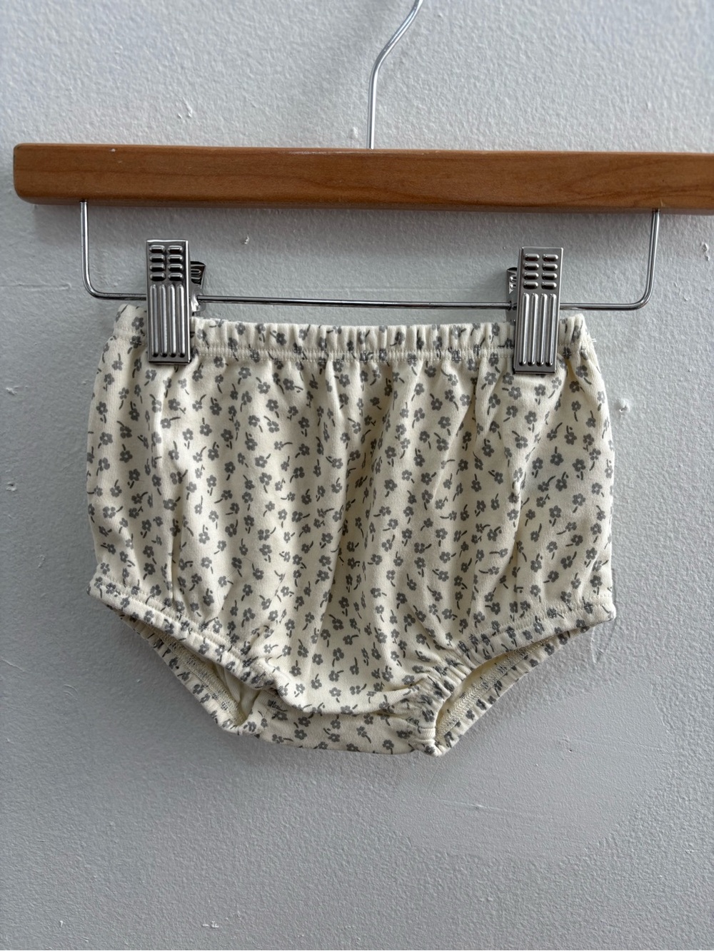 Quincy Mae Organic Cotton Ditsy Floral Gathered Baby Bloomer 3-6m
